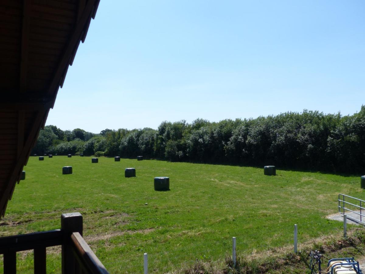 Gite Les Vignettes Bourgeauville Екстер'єр фото